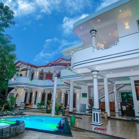 Hotel River Front Тиссамахарама Экстерьер фото
