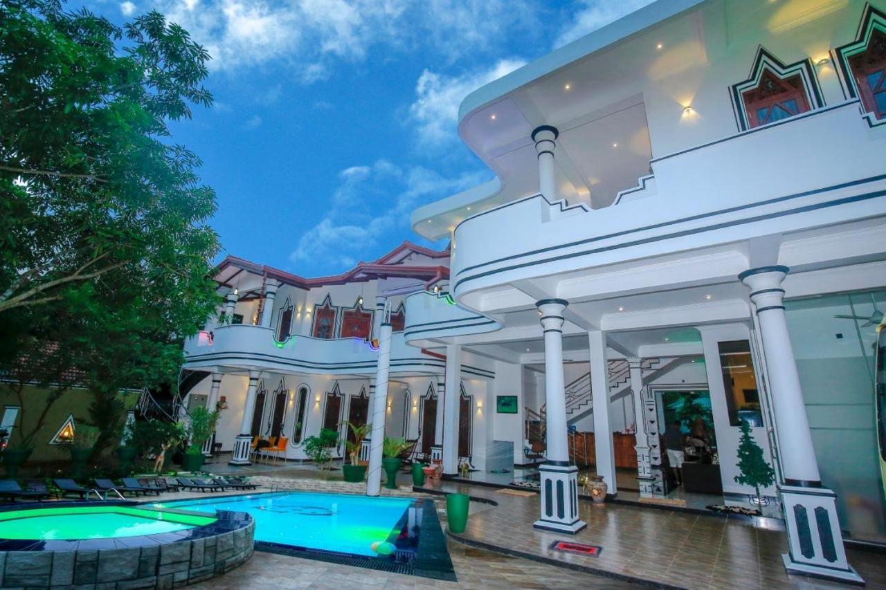 Hotel River Front Тиссамахарама Экстерьер фото